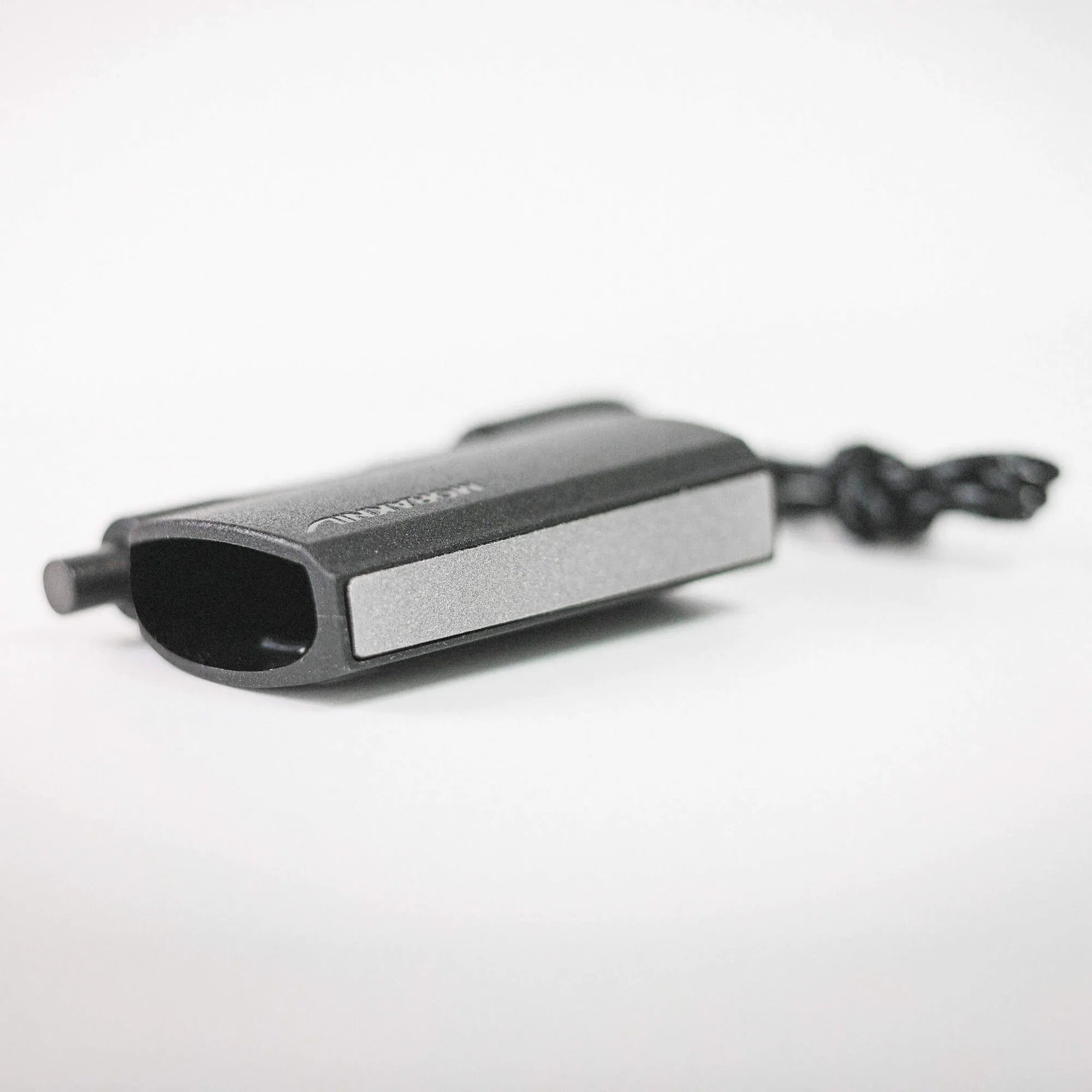 Garberg_Survivial_Kit_Closeup2