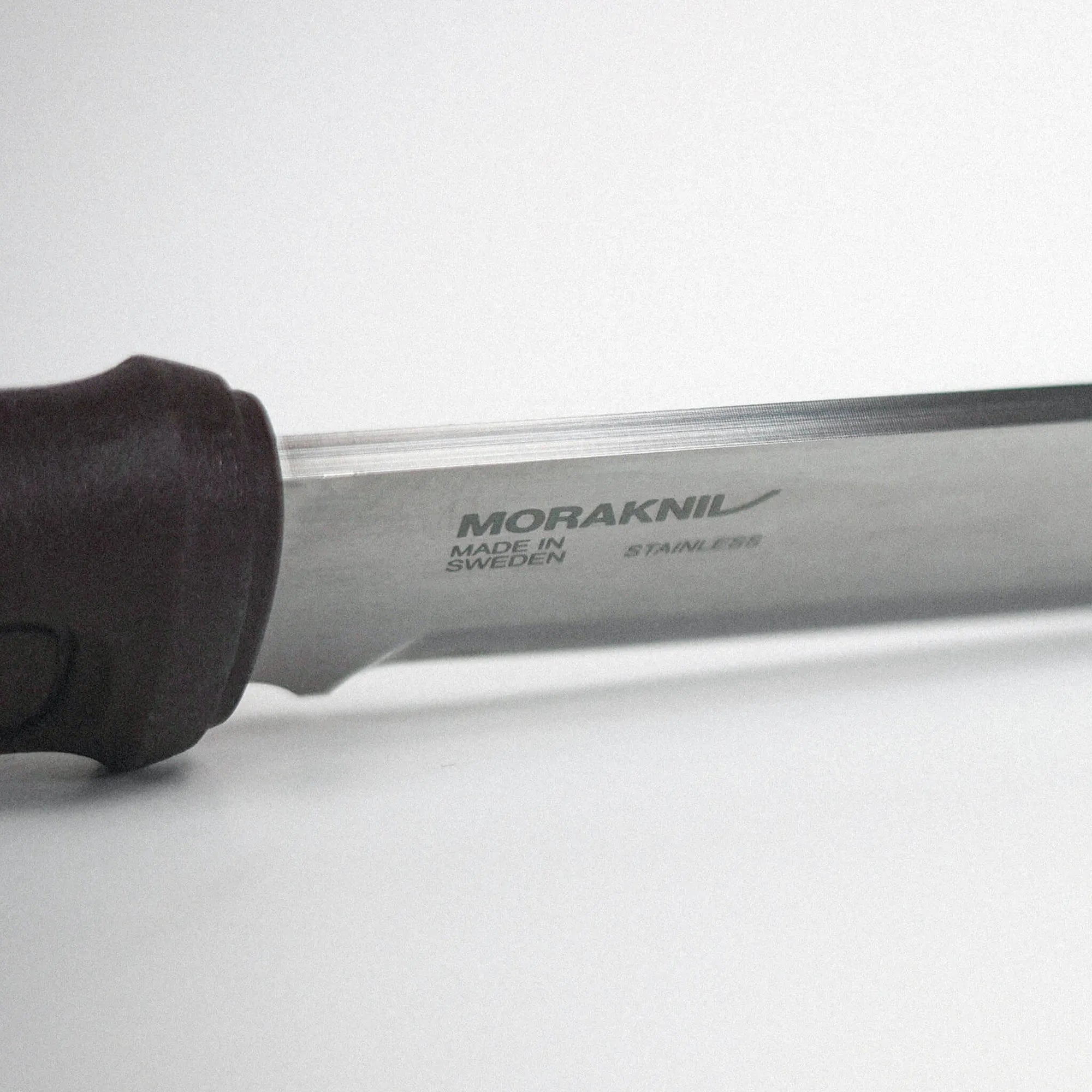 Garberg_Grand_S_Knife_Spine
