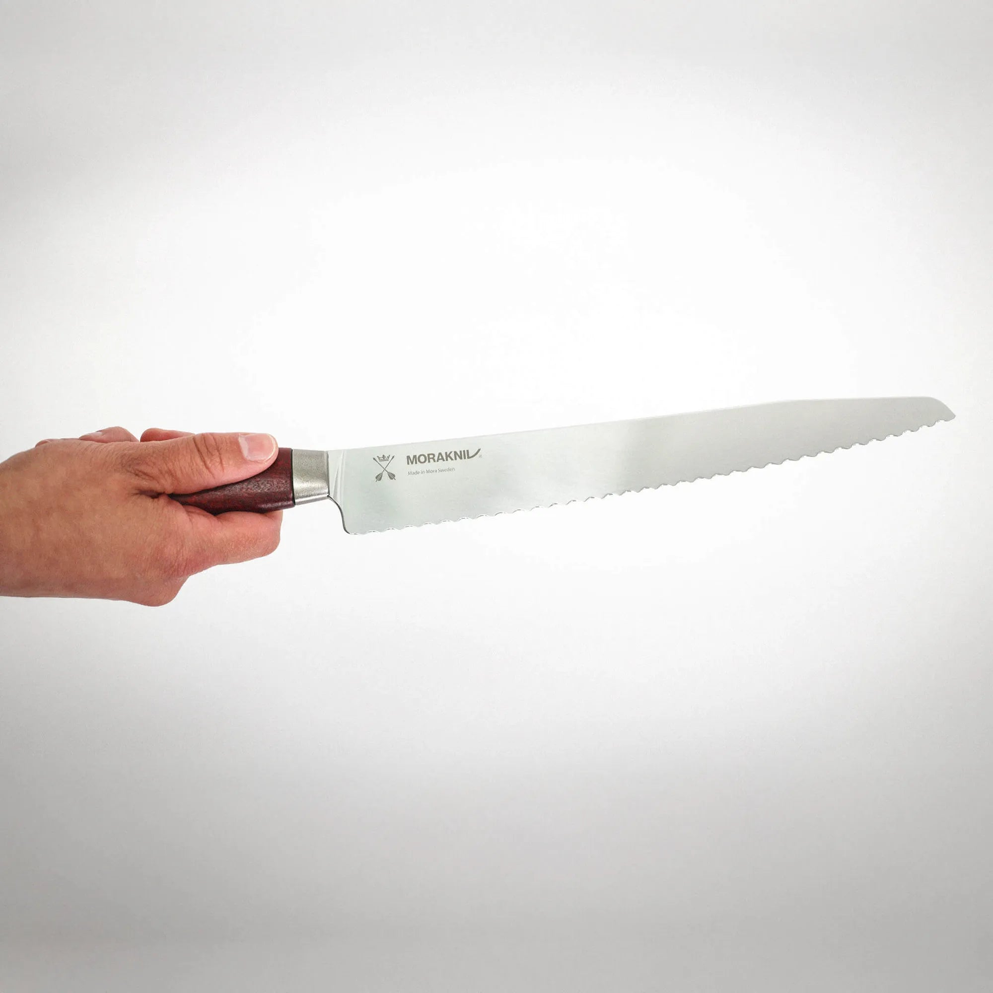 Classic_1891_Bread_Knife_Knife_Hand