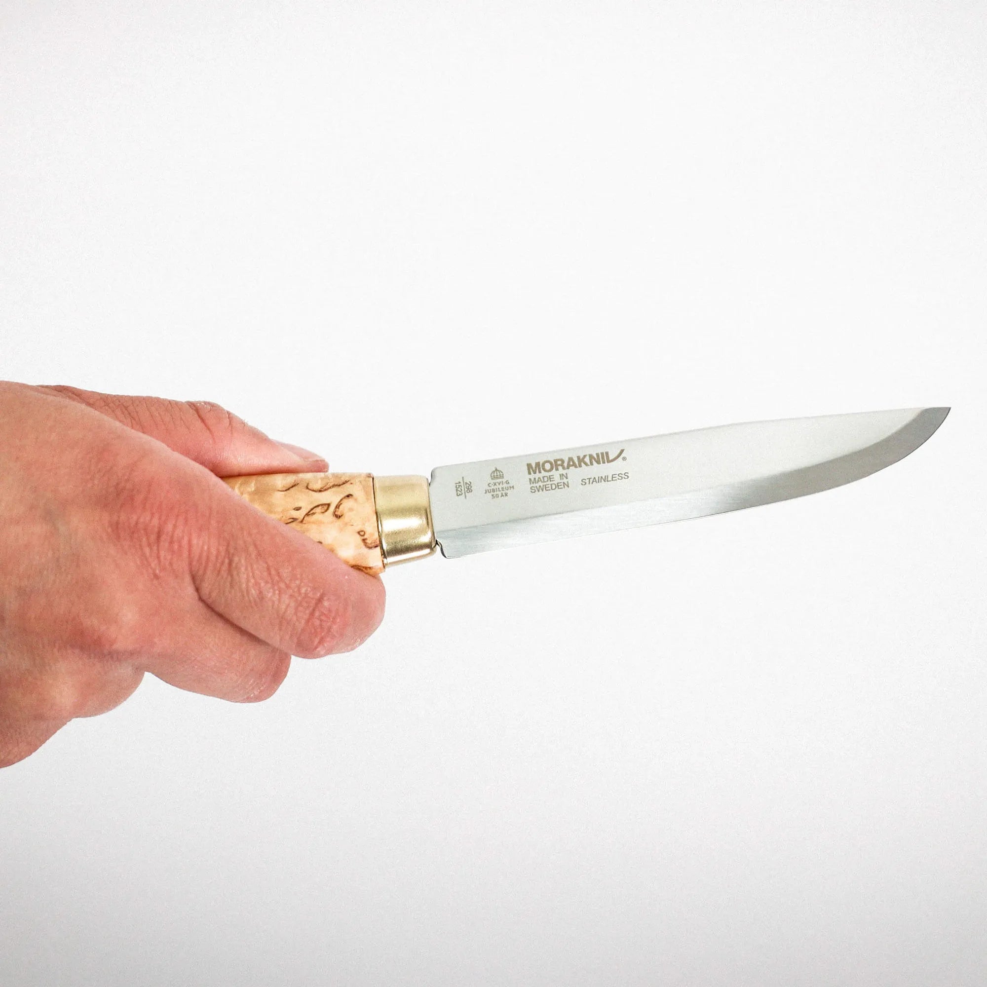 Classic_Kings_Knife_Knife_Hand