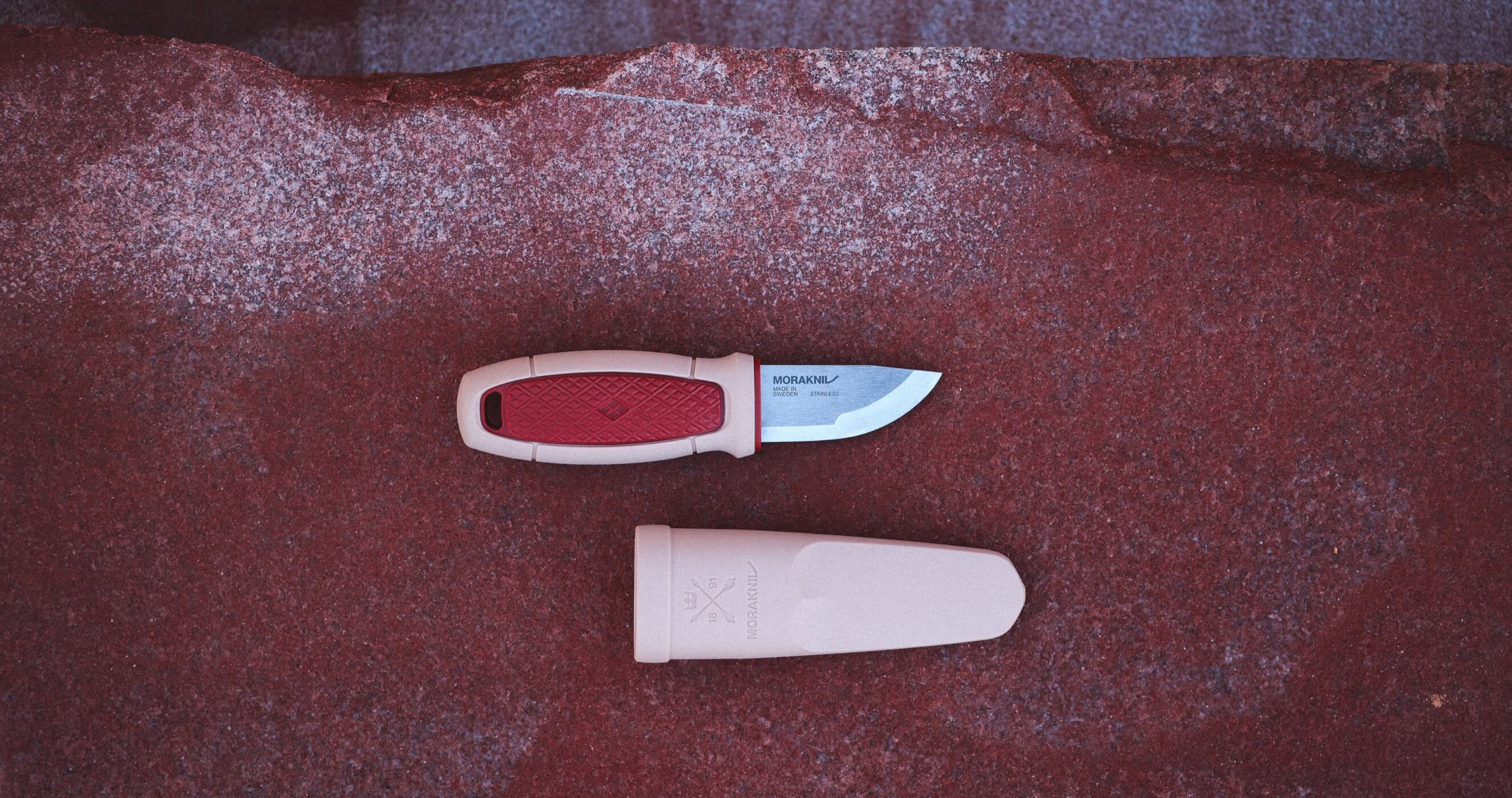 Eldris Color of the Year 2026 on top of a stone surface