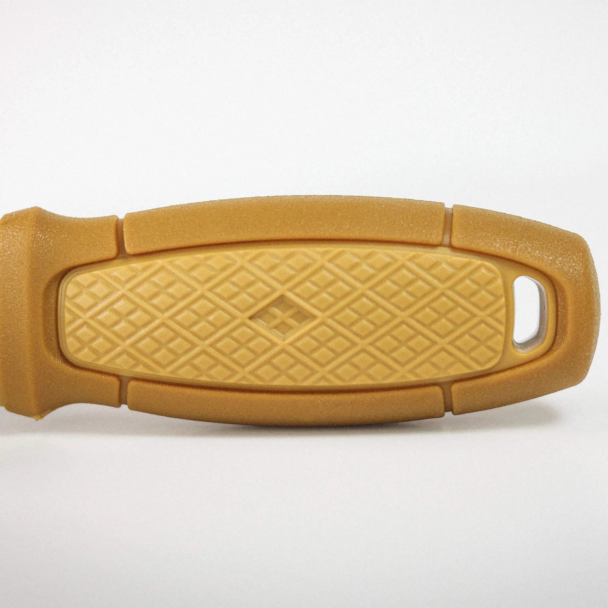Eldris_S_Yellow_Handle_Closeup