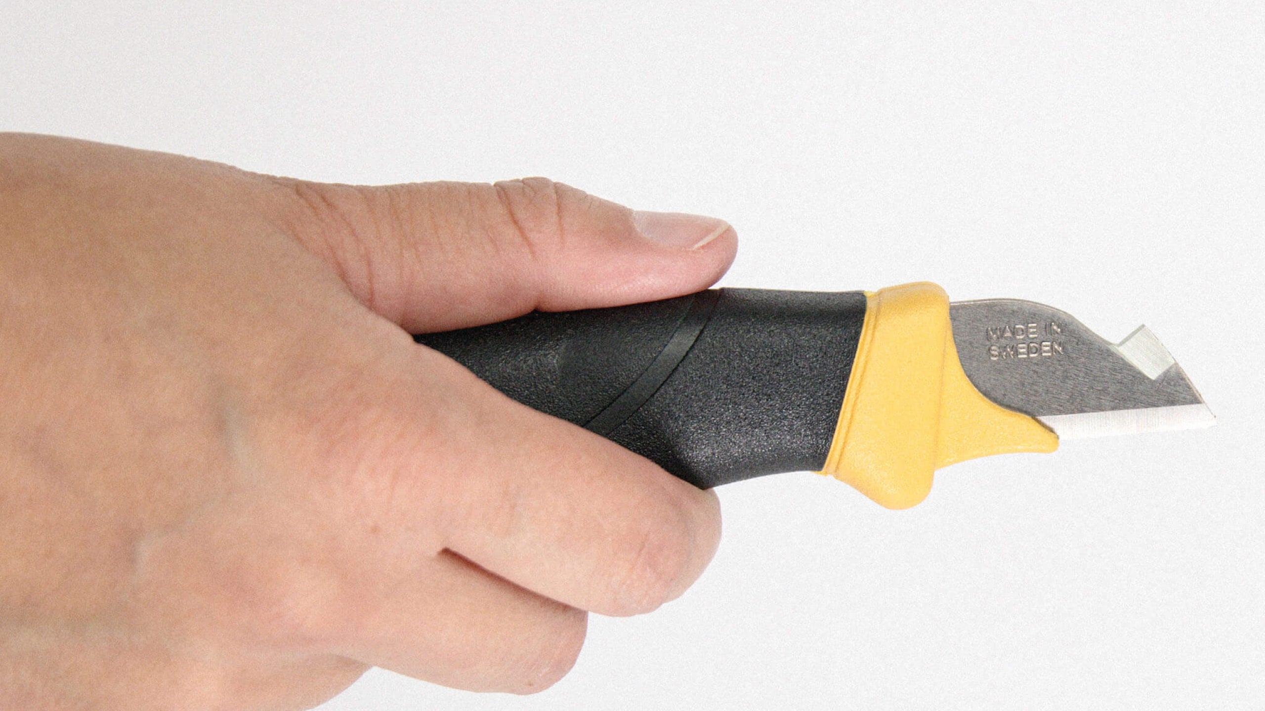 Electricians_Knife_Lifestyle_2.jpg