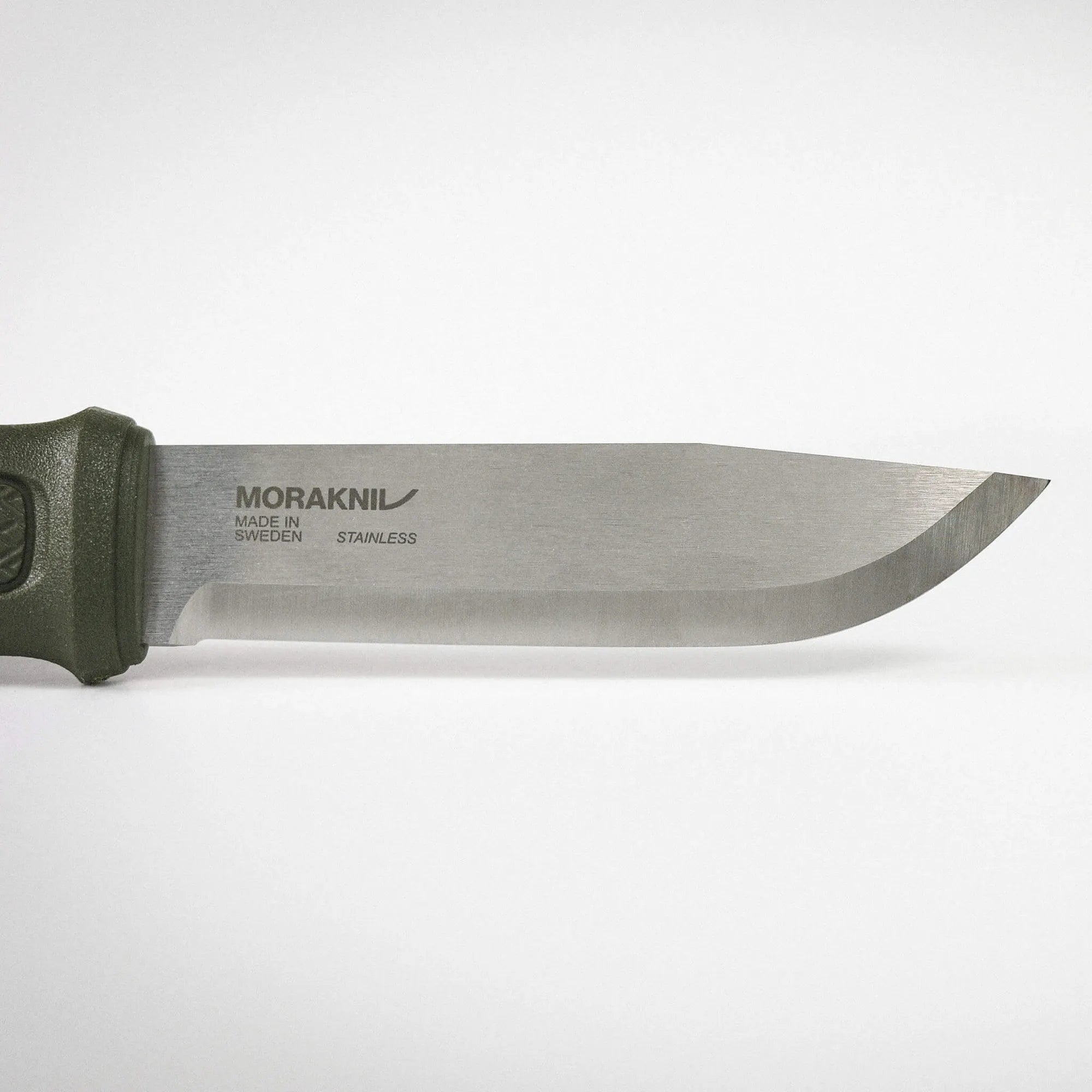 Garberg_S_Green_Knife_Blade
