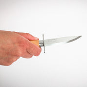 Scout_39_Natural_Knife_Hand