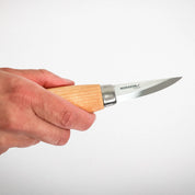 Carving knife_120_C_Knife_Hand