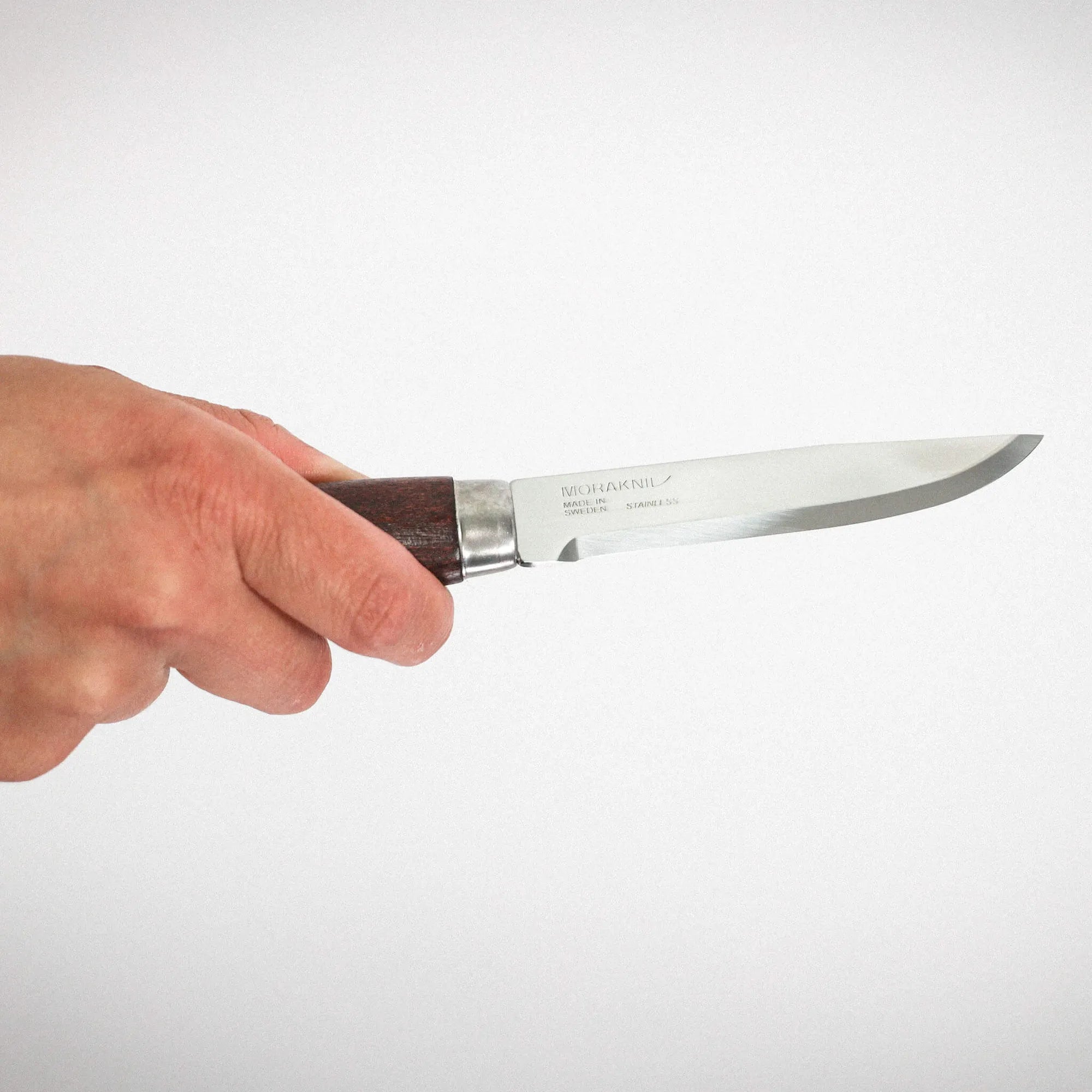 Stek_Knife_Jord_Knife_Hand